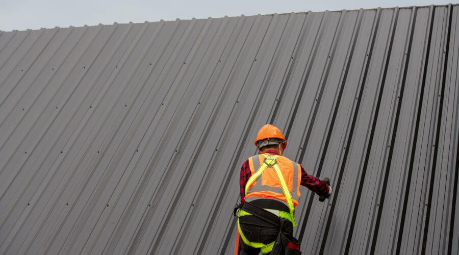 Professional metal roof installation services in Los Angeles, CA
